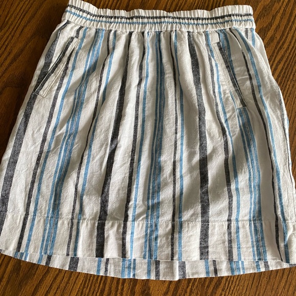 *EUC* Loft Blue and White striped skirt in xs - Picture 1 of 3